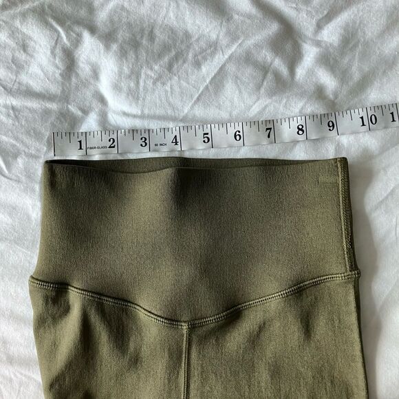 FABLETICS Sculptknit Contour Low-Impact Dark Moss Khloe Edit Size XS - Picture 10 of 15